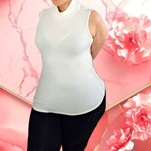 Torrid White turtleneck shirt